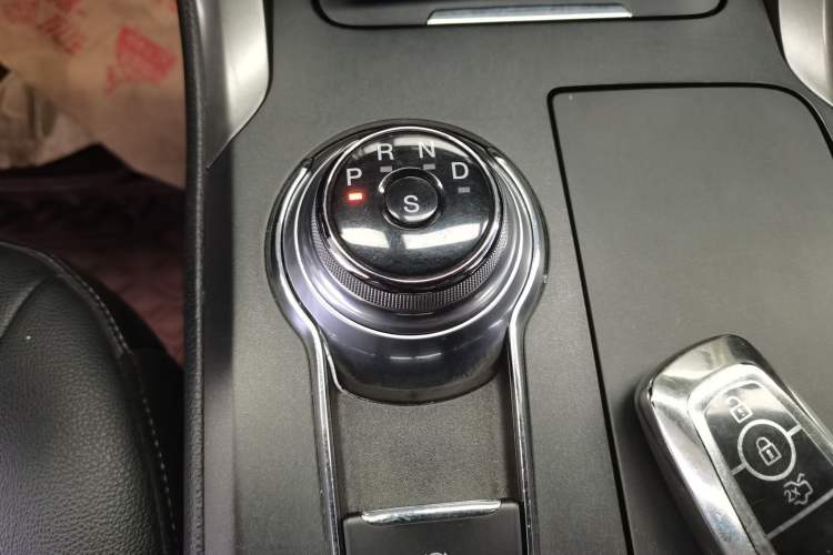 Used Ford Mondeo 2018 EcoBoost 180 Smart Control Fashion Model China VI Standard