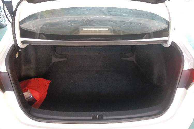 Used Toyota Levin 2022 Dual-Motor 1.8H E-CVT Leading Edition
