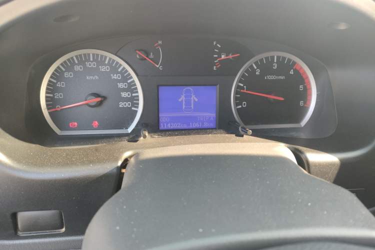 Used Dongfeng Ruichi 2017 2.5T Diesel Two-Wheel Drive Standard Version ZD25T5 Odometer Close Up