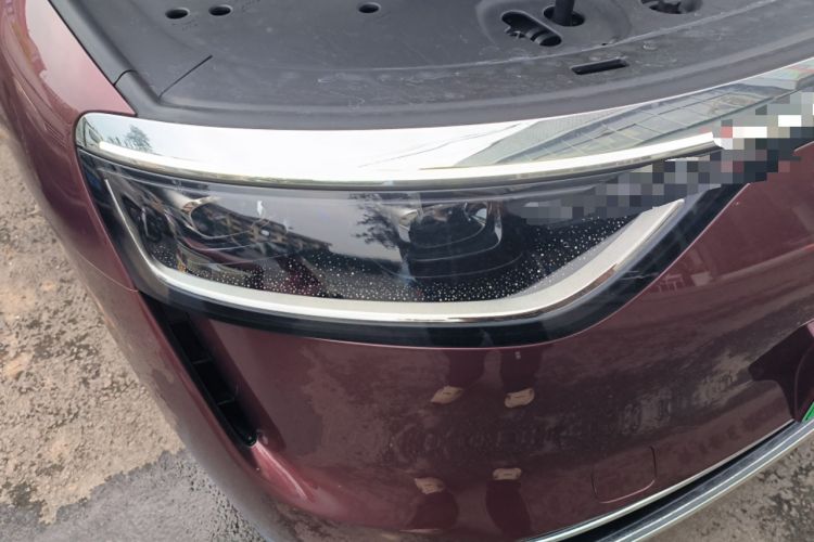 Used Hima AITO M8 2025 Extended-Range Max+ Version 53.4 kWh 6-Seater Edition Right Front Headlight