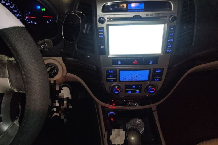 Used Hyundai Santa Fe Classic 2012 2.4 Comfort Edition 7-Seater Four-Wheel Drive