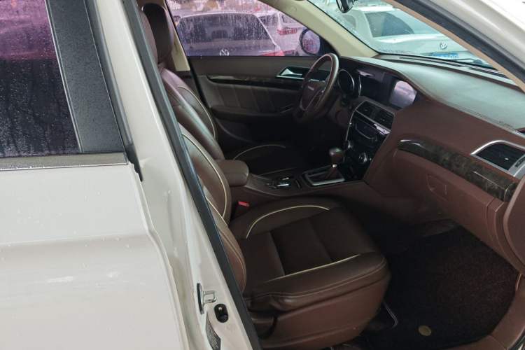 Used Leopaard CS10 2017 1.5T CVT Luxury Model
