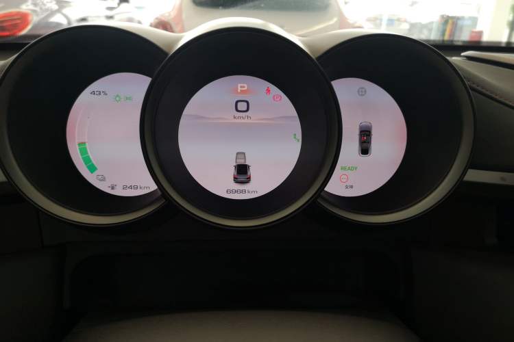 Used ORA Lightning Cat 2024 Dark Night Edition 555km Prestige Version Instrument Cluster