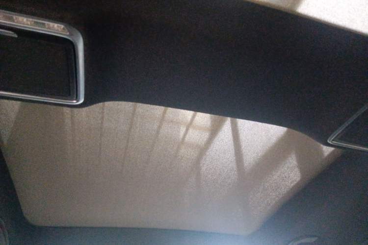 Used Mercedes-Benz GLC 2022 Refreshed GLC 300 L 4MATIC Dynamic Edition Headliner