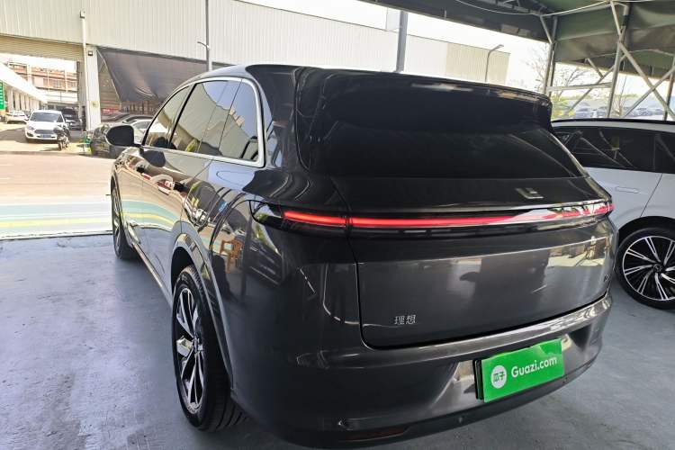 Used Li Auto L7 2023 Air model
