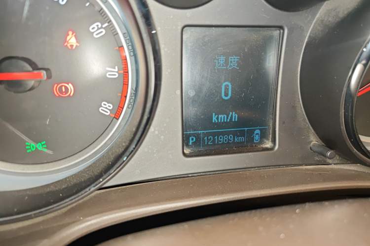 Used Buick Regal 2014 2.0L Leading Fashion Edition