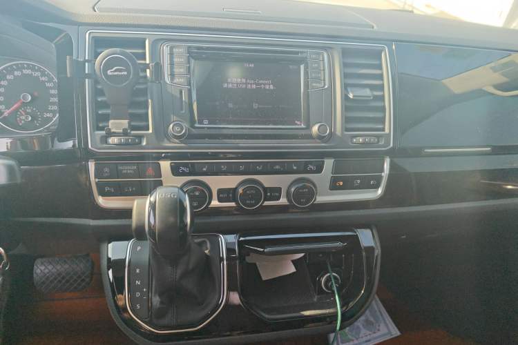 Used Volkswagen Multivan 2018 2.0 TSI Two-Wheel-Drive Luxury Edition 7 Seats