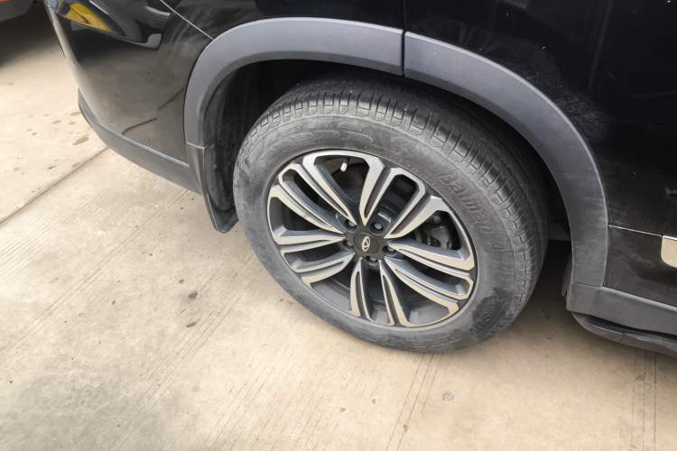 Used Chery Tiggo 8 2023 Kunpeng Edition 290TGDI Automatic Excellence Model Right Rear Wheel Hub