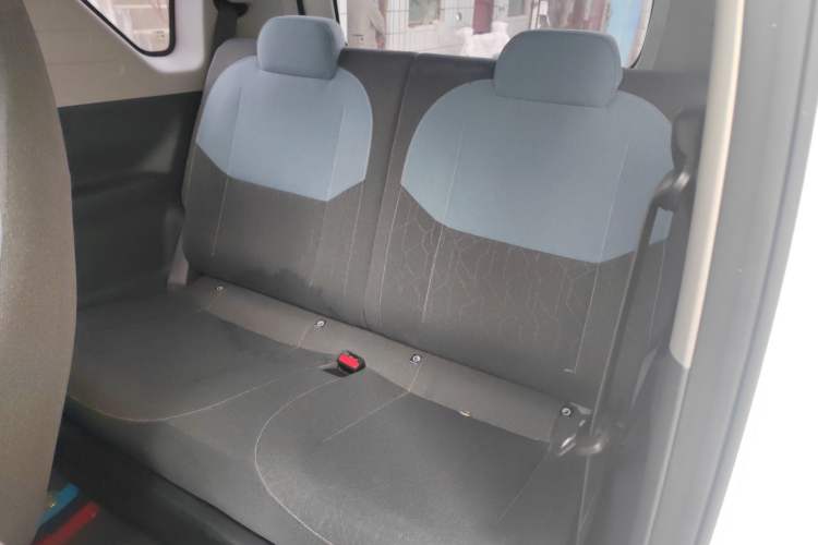 Used Geely Galaxy Panda 2024 Panda Mini 200km Endurance Bear
