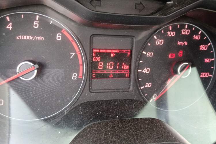 Used Baojun 310 2016 1.2L Manual Value Edition Odometer Close Up