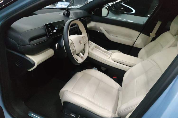 Used Nio ES6 2024 75 kWh Left Front Seat