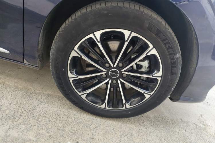 Used Roewe iMAX8 2021 400TGI Supreme Series Prestige Edition