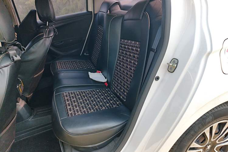 Used Peugeot 301 2016 1.6L Manual Happiness Edition