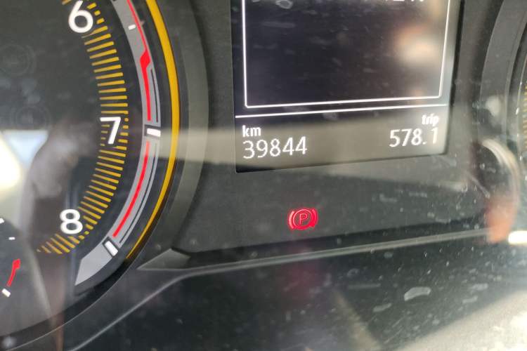 Used Volkswagen Tharu 2021 280TSI Two-Wheel Drive Comfort Edition Odometer Close Up