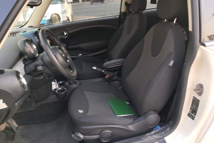 Used MINI 2013 1.6L ONE Limited Edition Third Version
