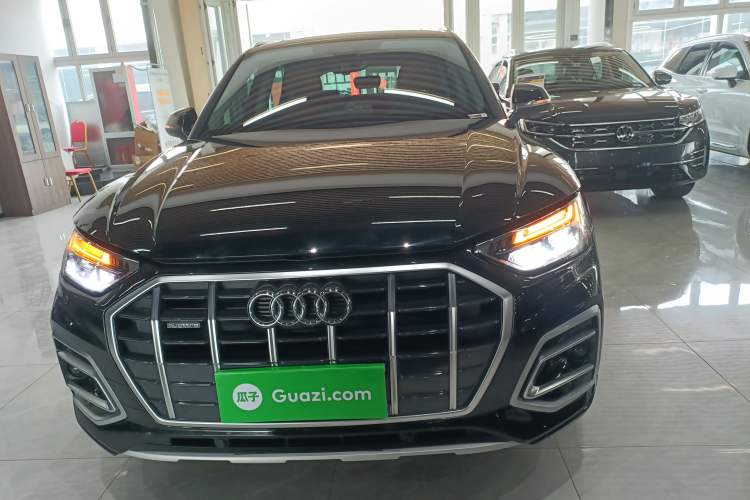 Used Audi Q5L 2022 40T Fashionable and Elegant Model
