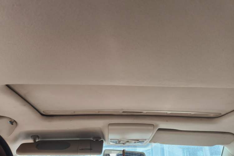 Used Volkswagen Lavida 2011 1.6L Automatic Premium Edition Headliner