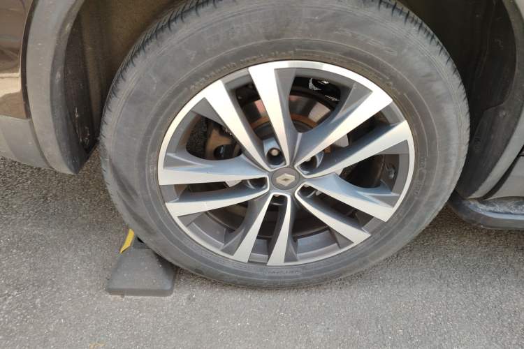 Used Renault Koleos 2018 2.0L Two-Wheel-Drive Luxury Edition