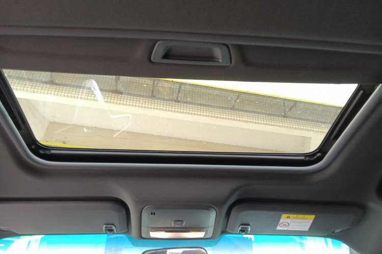 Used Chevrolet Monza 2020 Light Hybrid RS 330T Automatic Comfort Edition Headliner