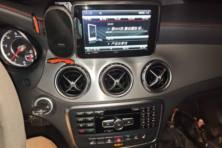 Used Mercedes-Benz GLA AMG 2015 AMG GLA 45 4MATIC Audio And AC Panel