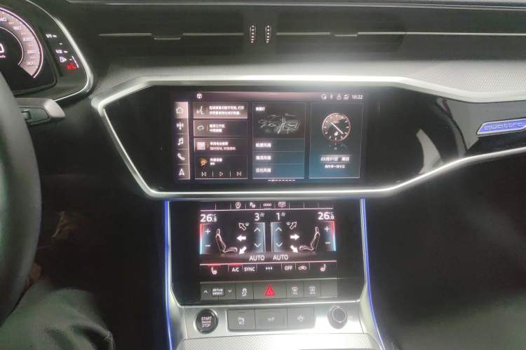 Used Audi A7L 2024 45TFSI quattro S-line Visionary Edition Flow Crystal Package
