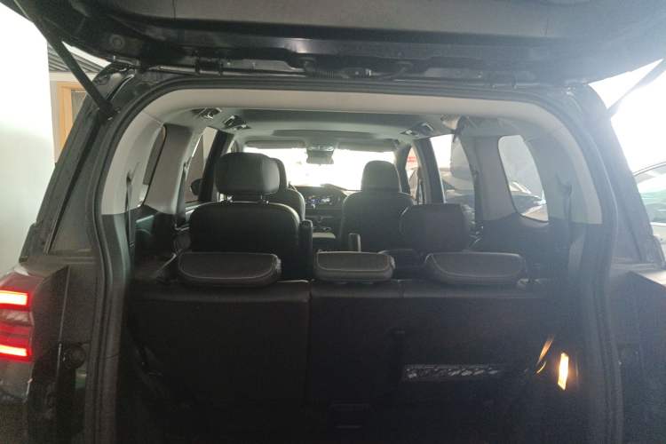 Used GAC Trumpchi M6 2023 PRO 270T DCT Luxury Edition
