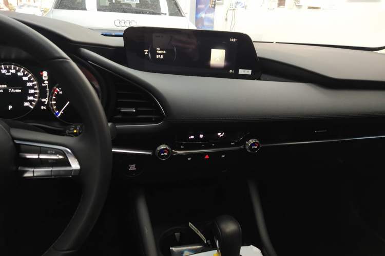 Used Mazda Mazda 3 Axela 2023 2.0L Automatic Zhiya Edition
