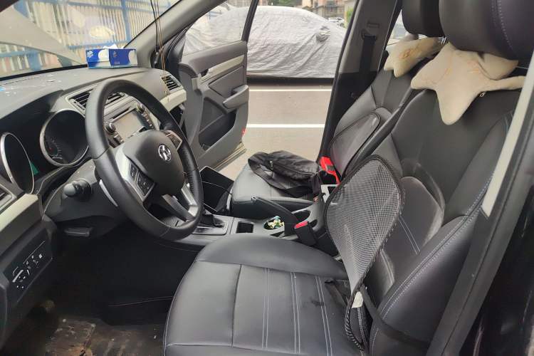 Used BAIC Senova X65 2015 2.0T automatic comfort version