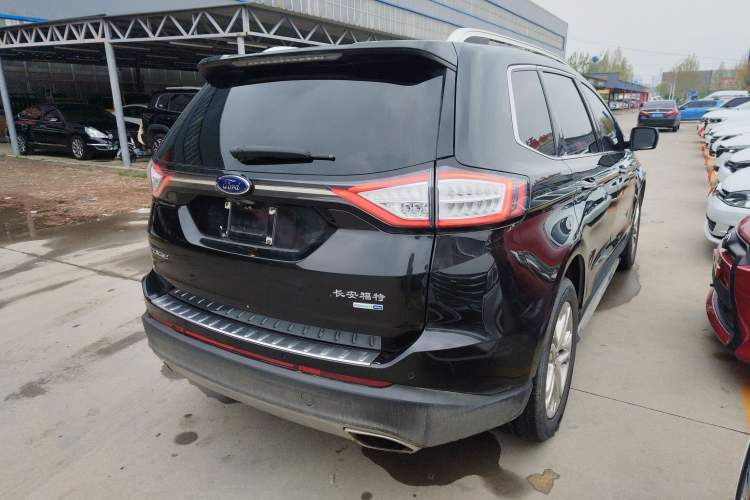 Used Ford Edge 2015 2.0T GTDi 4x4 High-Grade Model Rear Right 45 Deg
