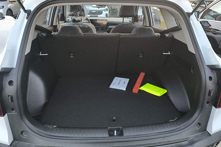 Used Kia Seltos 2026 1.5L IVT Luxury Edition Trunk