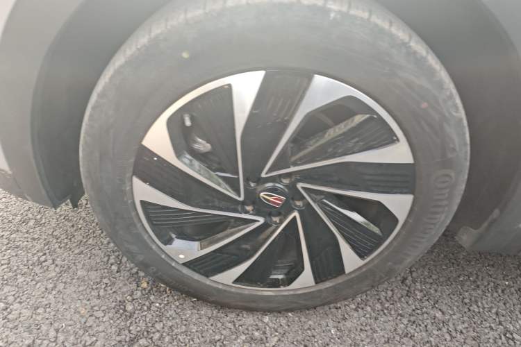 Used Hongqi HS7 PHEV 2024 2.0T PHEV Four-Wheel-Drive Flagship Edition 6 Seats
