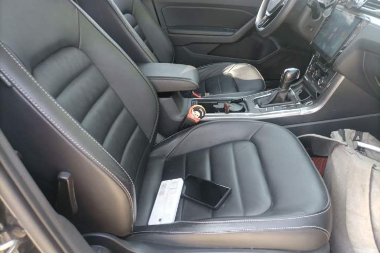 Used Volkswagen Passat 2016 1.8T Government Procurement Version (CEA Engine + 6AT)
