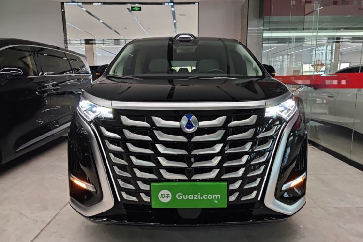 Used Denza D9 2025 DM-i Intelligent Drive 1020 Four-Wheel Drive Flagship Model