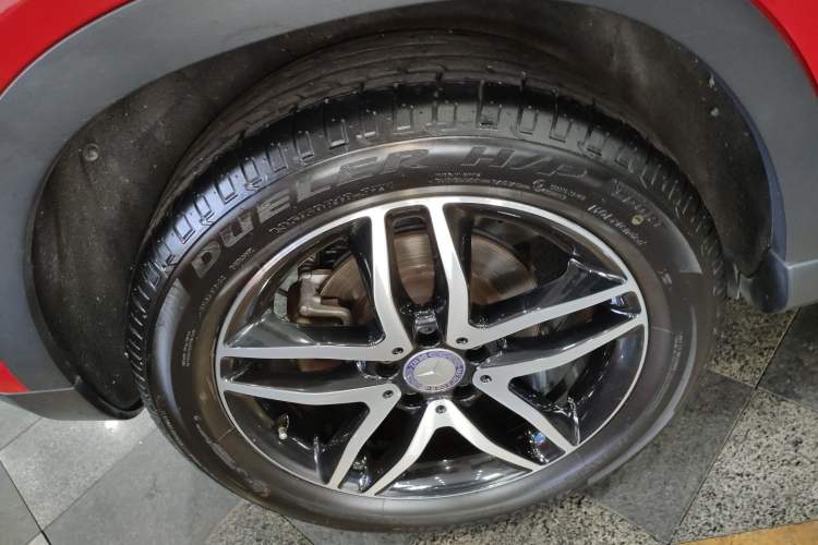 Used Mercedes-Benz GLA 2016 GLA 200 Fashion Model Right Rear Wheel Hub