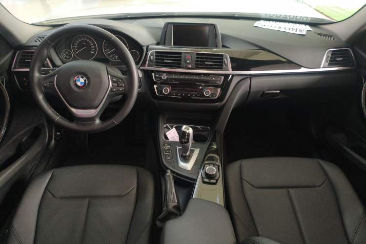 Used BMW 3 Series 2017 320Li Fashion Model
