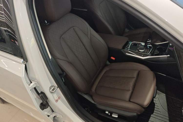 Used BMW 3 Series 2022 Updated 325Li M Sport Package Right Front Seat