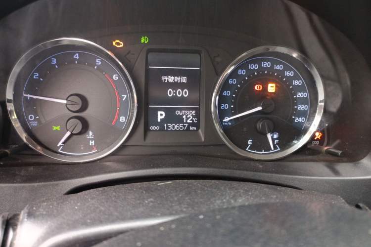 Used Toyota Corolla 2017 Revised Version 1.2T S-CVT GL-i Odometer Close Up