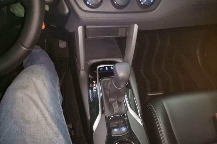 Used Toyota Corolla Cross 2022 2.0L Pioneer Edition
