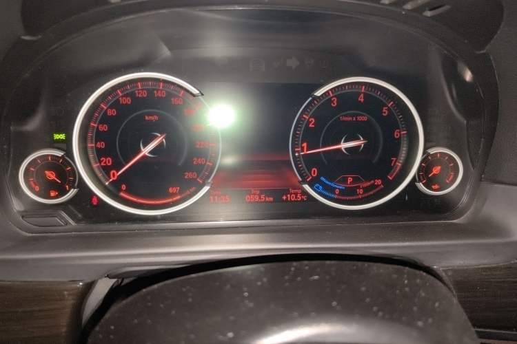 Used BMW 5 Series 2014 525Li Luxury Design Package