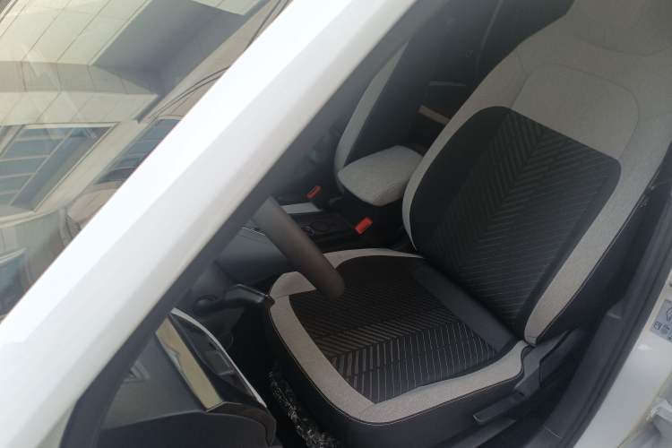 Used Volkswagen Tharu 2025 New Sharp 1.5L Sharp Edition Left Front Seat