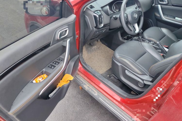 Used Dongfeng Aeolus AX4 2018 1.6L DCT Trendy & Stylish Model with Sunroof Driver Seat