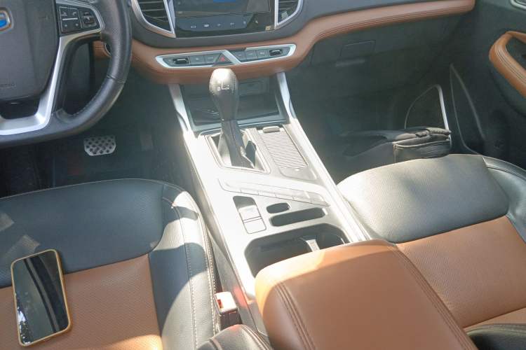 Used Geely Auto Vision X6 2018 1.4T CVT 4G Connected Luxury Version
