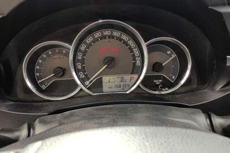 Used Toyota Levin 2014 1.6G CVT Elite Edition Odometer Close Up