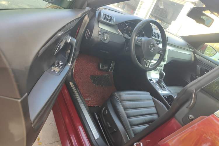 Used Volkswagen FAW-Volkswagen CC 2013 1.8TSI Prestige Model Driver Seat