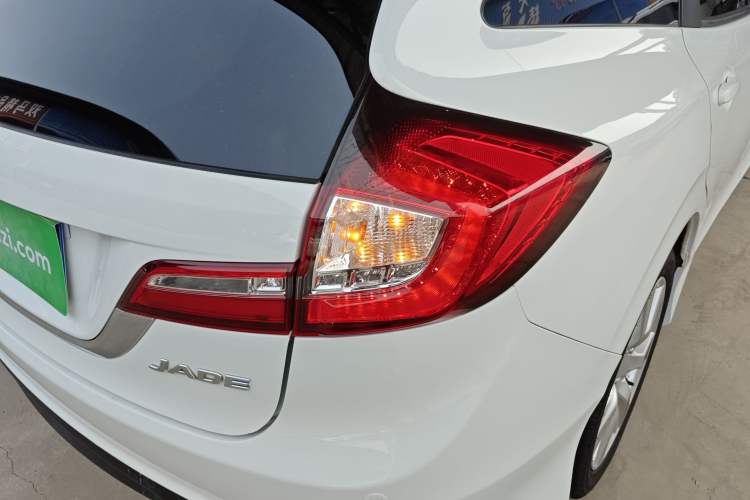 Used Honda Jade 2016 1.8L Automatic Comfort Elite Version 5 Seats