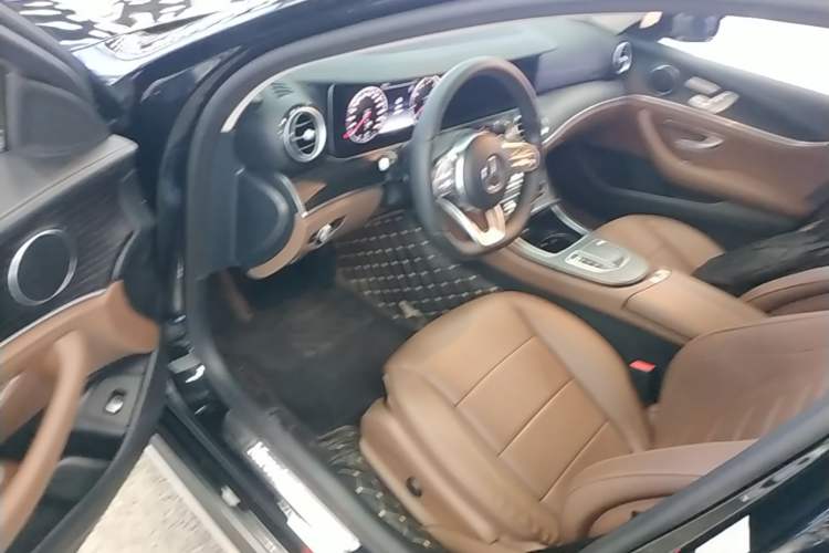 Used Mercedes-Benz E-Class 2020 Restyled E 300 L Sporty and Stylish Edition
