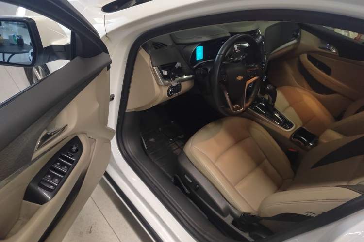 Used Chevrolet Malibu 2016 2.0L Automatic Luxury Edition