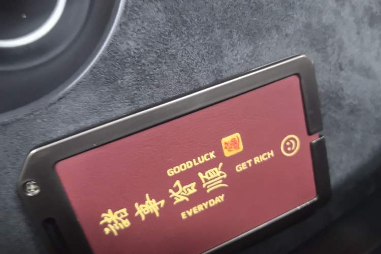 Used Tesla Model Y 2024 Rear-Wheel-Drive Version Vehicle Key