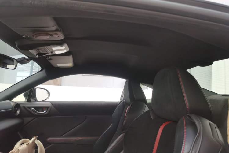 Used Subaru BRZ 2022 2.4L Manual Version Headliner