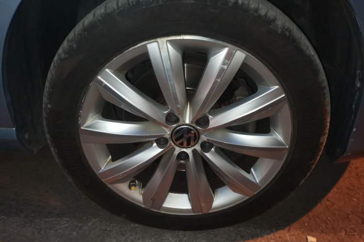 Used Volkswagen Magotan 2012 Travel Edition 2.0 TSI Luxury Version